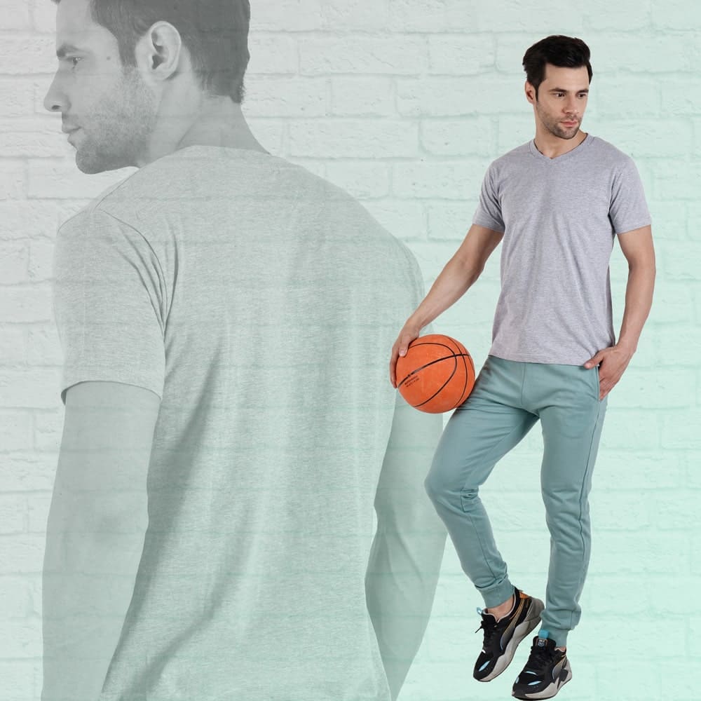 V-Neck-M-sqWall2-min